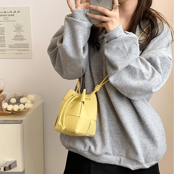 ANIKADEL BEUTELTASCHE – KOMPAKTER LEDER-BEUTEL MIT ZUGBAND & CROSSBODY-RIEMEN