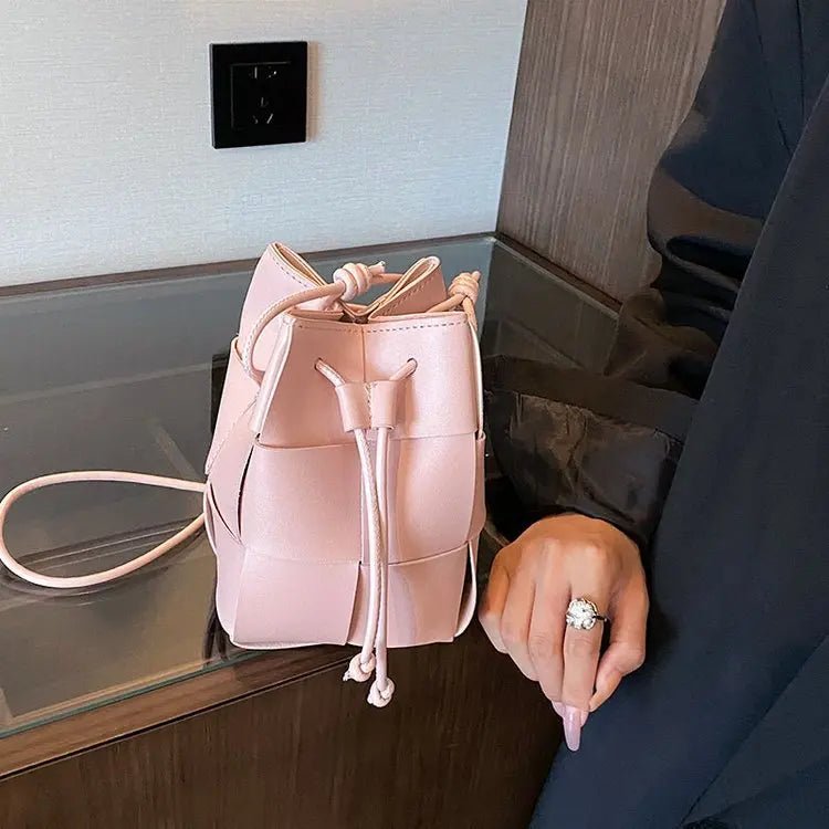 ANIKADEL BEUTELTASCHE – KOMPAKTER LEDER-BEUTEL MIT ZUGBAND & CROSSBODY-RIEMEN