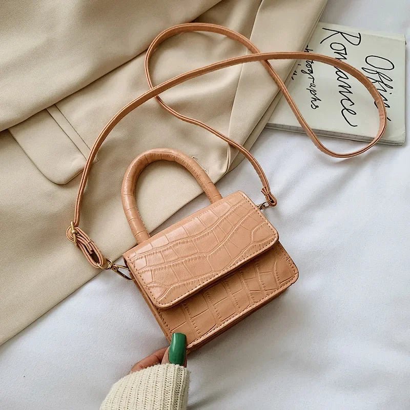 VANORA MINI UMHÄNGETASCHE – STYLISCHE BAG MIT GRIFF & RIEMEN