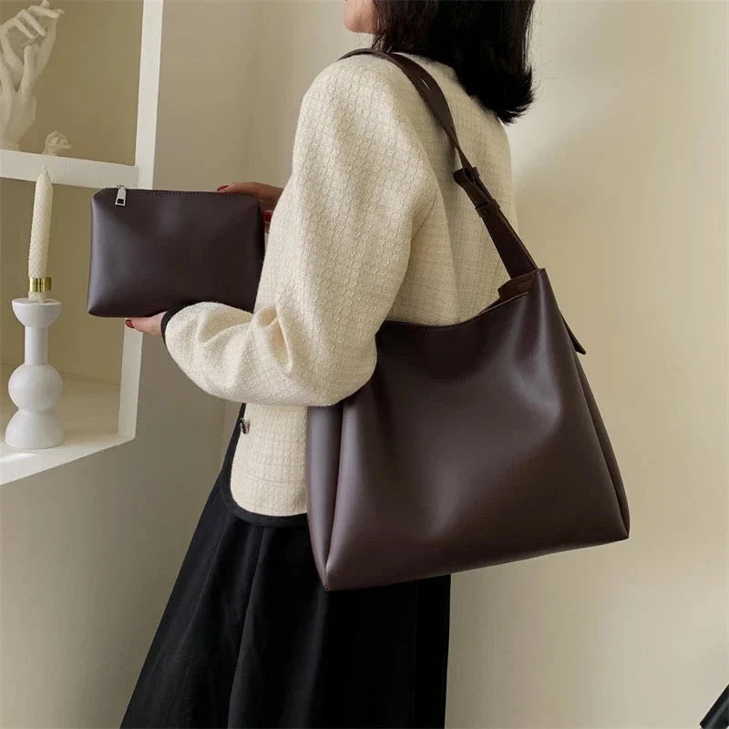 BELLA SCHULTERTASCHE – MINIMALISTISCHE VEGANE TASCHE MIT STRUKTUR & STYLE