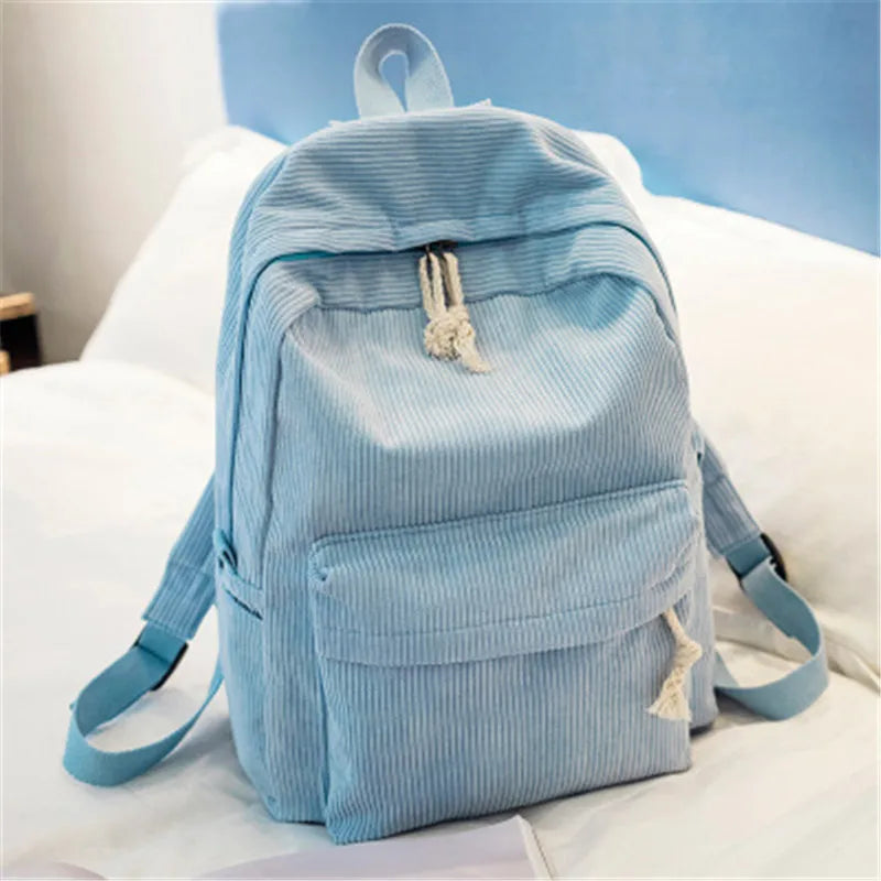 ZAFIRA CORD-RUCKSACK FÜR DAMEN IN ROSA ODER GRAU – RETRO & WEICH