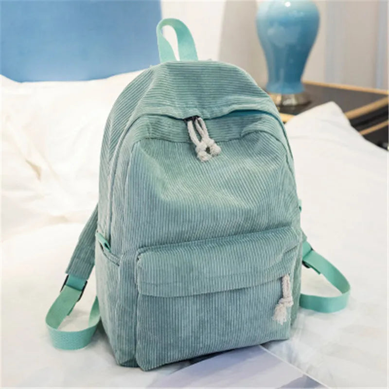 ZAFIRA CORD-RUCKSACK FÜR DAMEN IN ROSA ODER GRAU – RETRO & WEICH