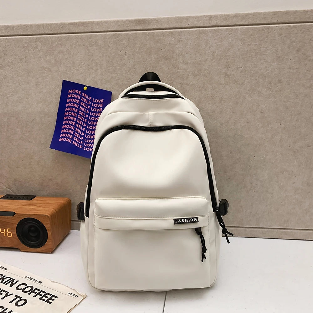 KAELEN SCHULRUCKSACK – MINIMALISTISCHER RUCKSACK FÜR SCHULE & UNI