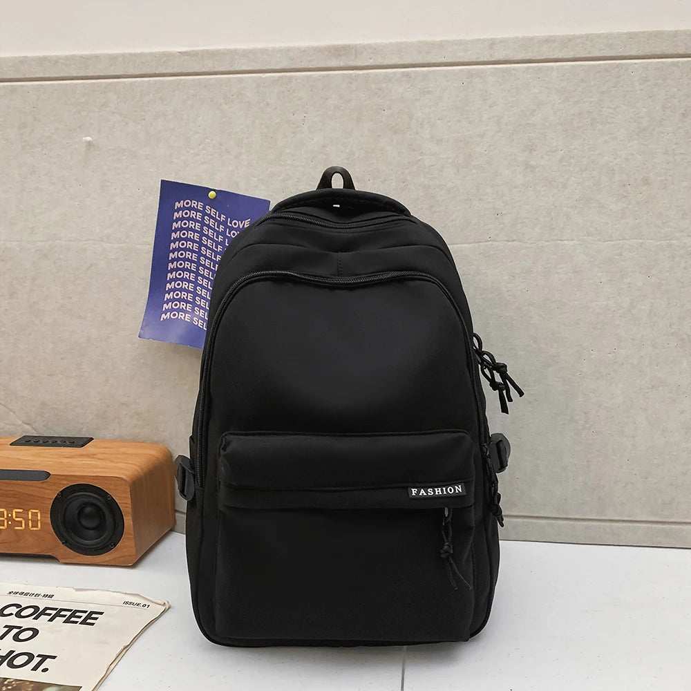 KAELEN SCHULRUCKSACK – MINIMALISTISCHER RUCKSACK FÜR SCHULE & UNI