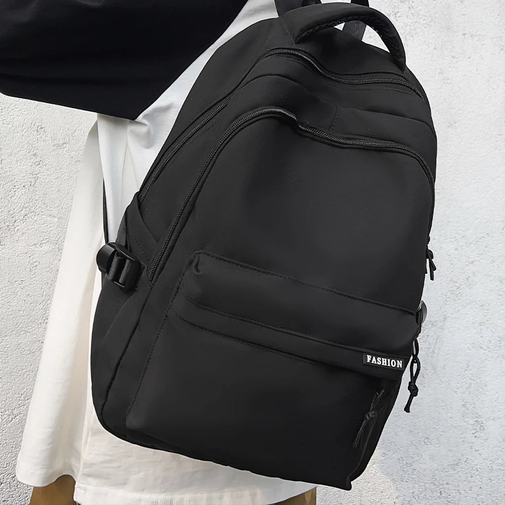 KAELEN SCHULRUCKSACK – MINIMALISTISCHER RUCKSACK FÜR SCHULE & UNI