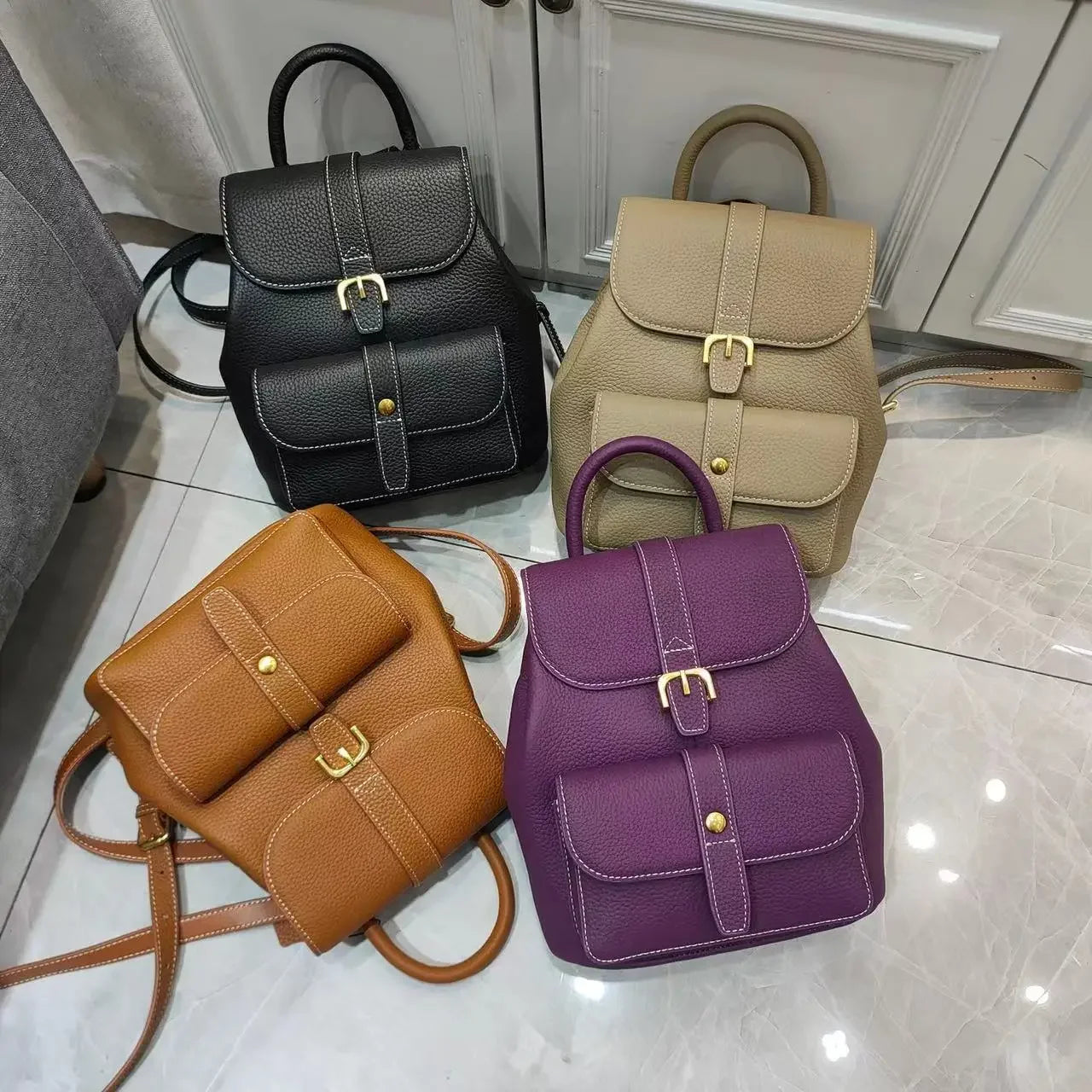 FLAVIA RUCKSACK – ELEGANTER CITY-RUCKSACK MIT SCHNALLE UND FÄCHERN