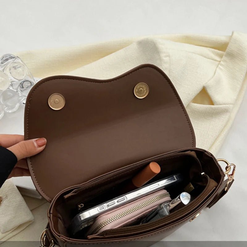 FIONA SATTELTASCHE – ELEGANTE LEDER-UMHÄNGETASCHE MIT KLAREM DESIGN