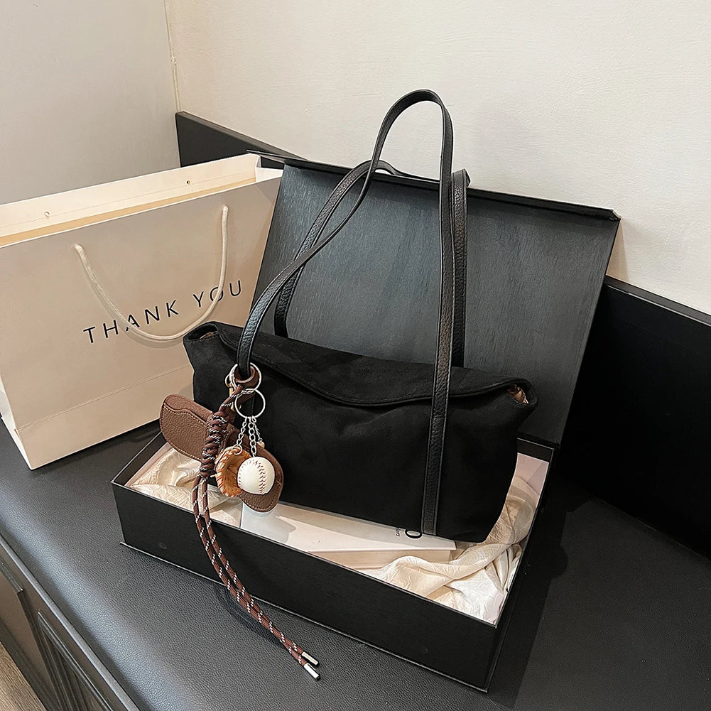 BENE SCHULTERTASCHE AUS CANVAS FÜR DEN ALLTAG