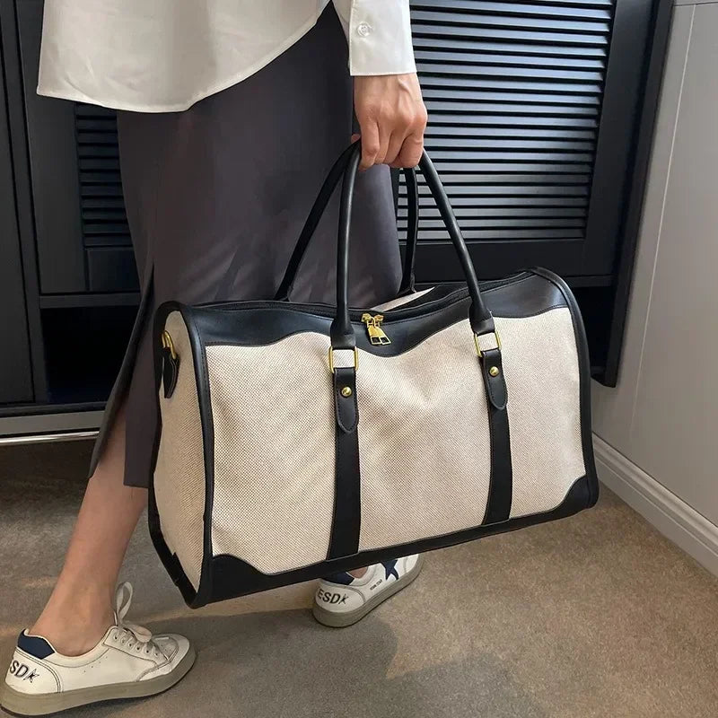 SIENA WEEKENDER-REISETASCHE AUS CANVAS UND LEDERDETAILS