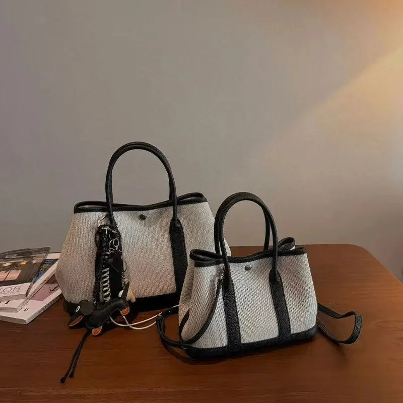 TULUM SEGELTUCH-SHOPPERTASCHE MIT RINDSLEDER UND STRUKTURDESIGN
