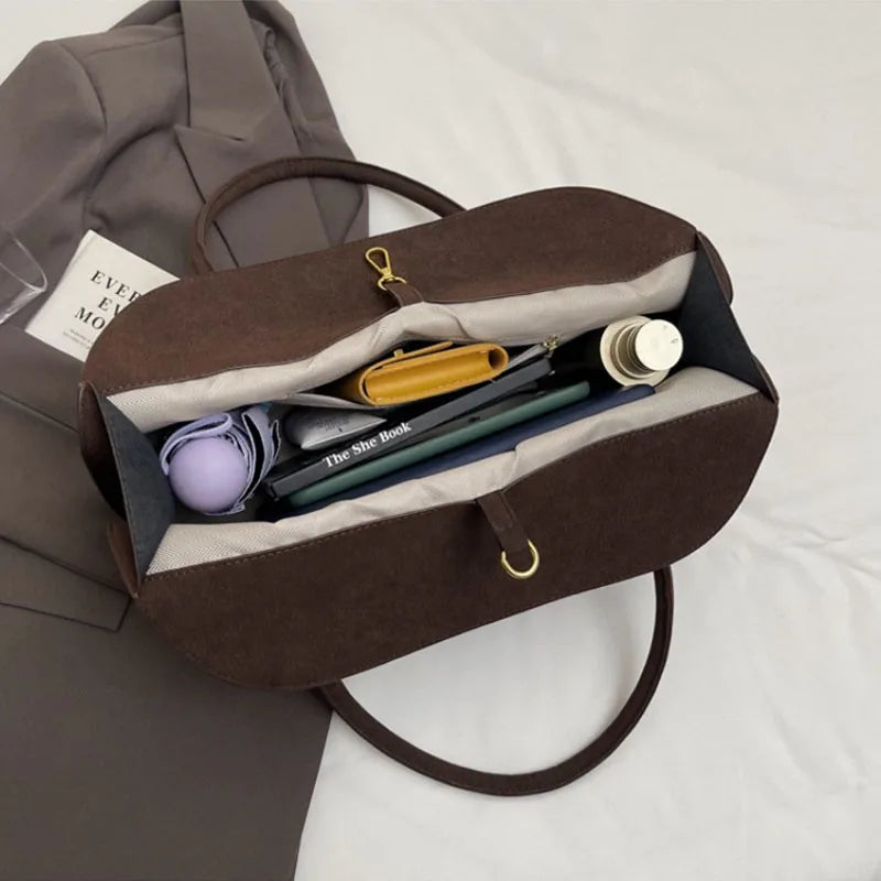 VERONA STOFFTASCHE MIT REISSVERSCHLUSS UND INNENFÄCHERN