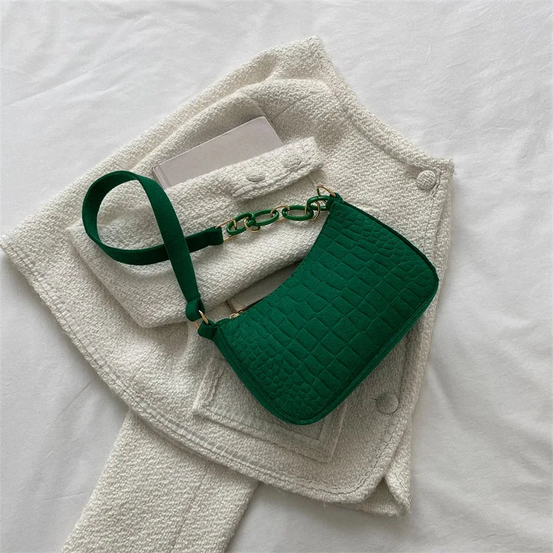 ZAYLEE MINI SCHULTERTASCHE MIT KETTE