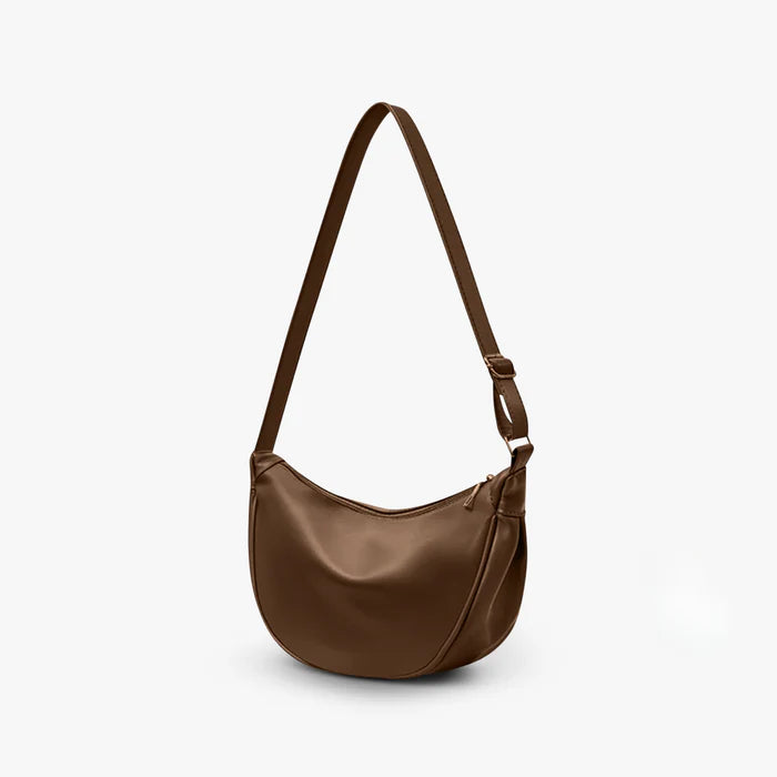 MIREYA SCHULTERTASCHE – HALBMOND-TASCHE MIT URBANEM CHARME