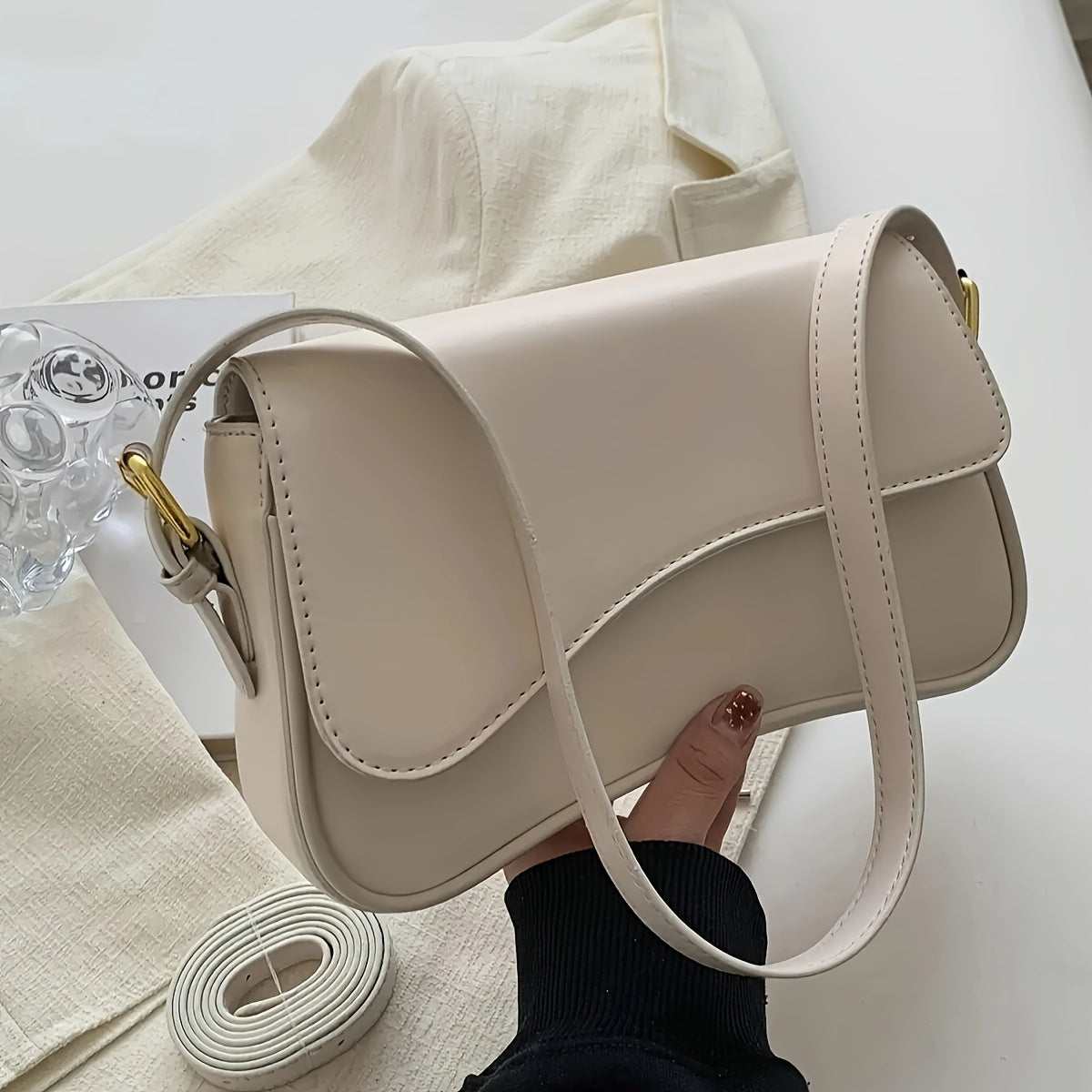 MILENA – CURVED SHOULDER BAG