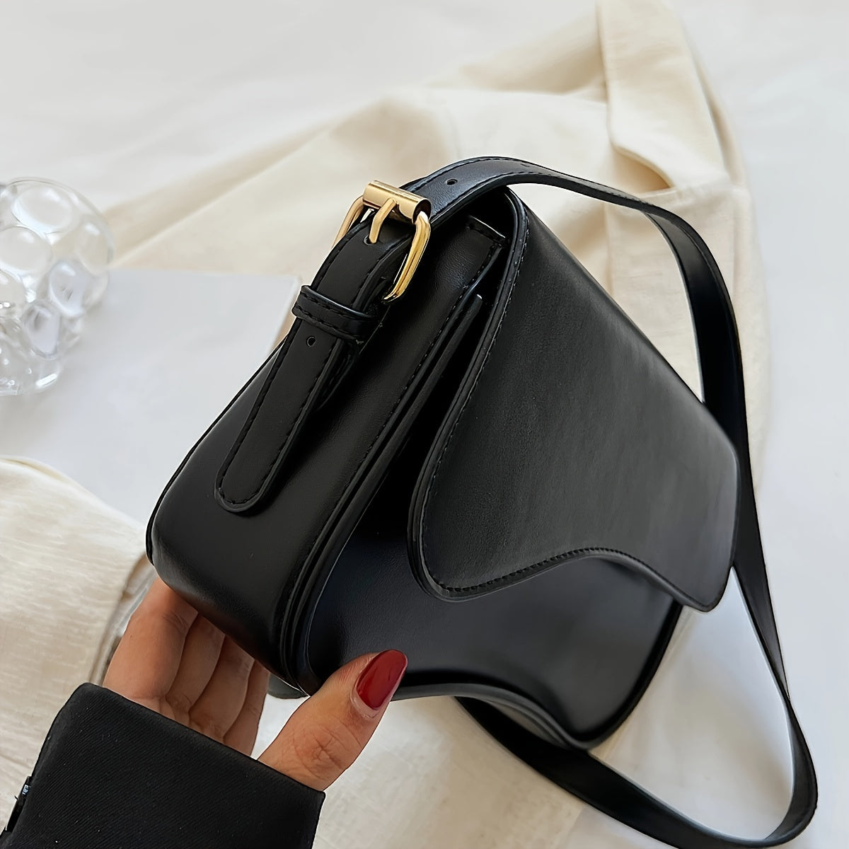 MILENA – CURVED SHOULDER BAG