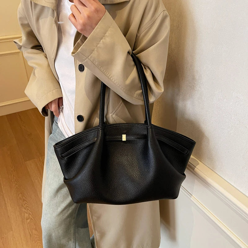 MOELLE SCHULTERTASCHE AUS PU-LEDER MIT LYCHÉE-MUSTER
