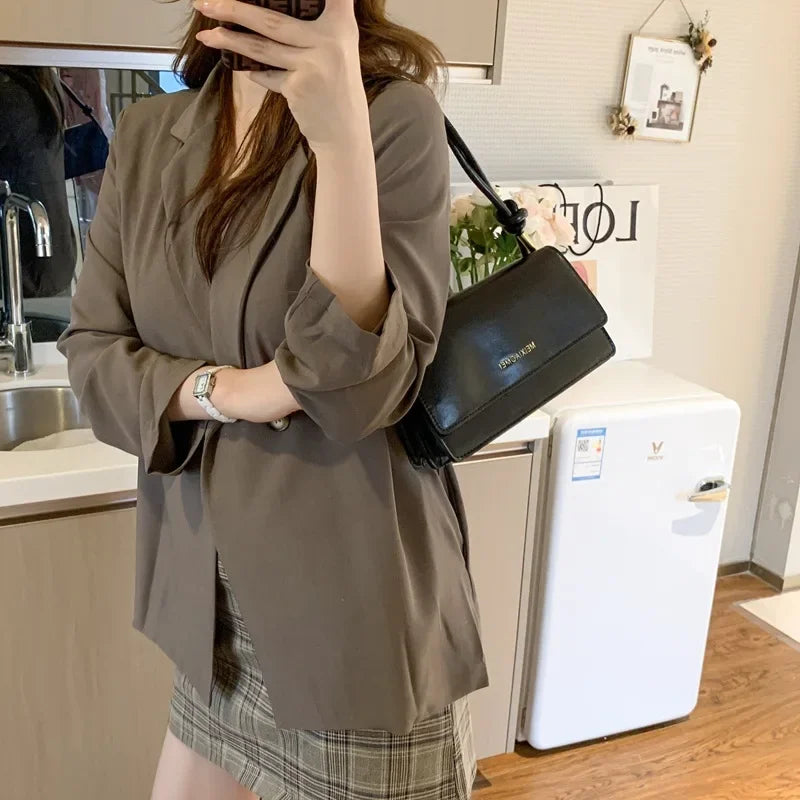 MEIXIAOMEI UMHÄNGETASCHE – KLASSISCHE SHOULDER BAG IN CREME ODER BRAUN