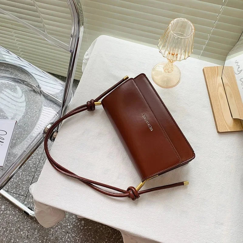 MEIXIAOMEI UMHÄNGETASCHE – KLASSISCHE SHOULDER BAG IN CREME ODER BRAUN