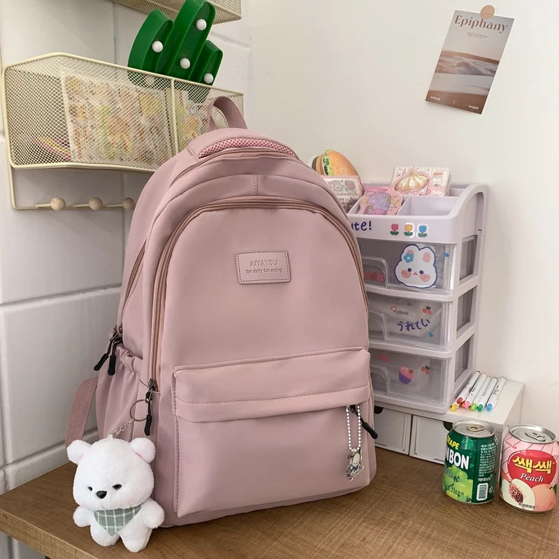 ELVIRA LAPTOPRUCKSACK – COLLEGE-RUCKSACK MIT PANDA-ANHÄNGER & VIEL PLATZ
