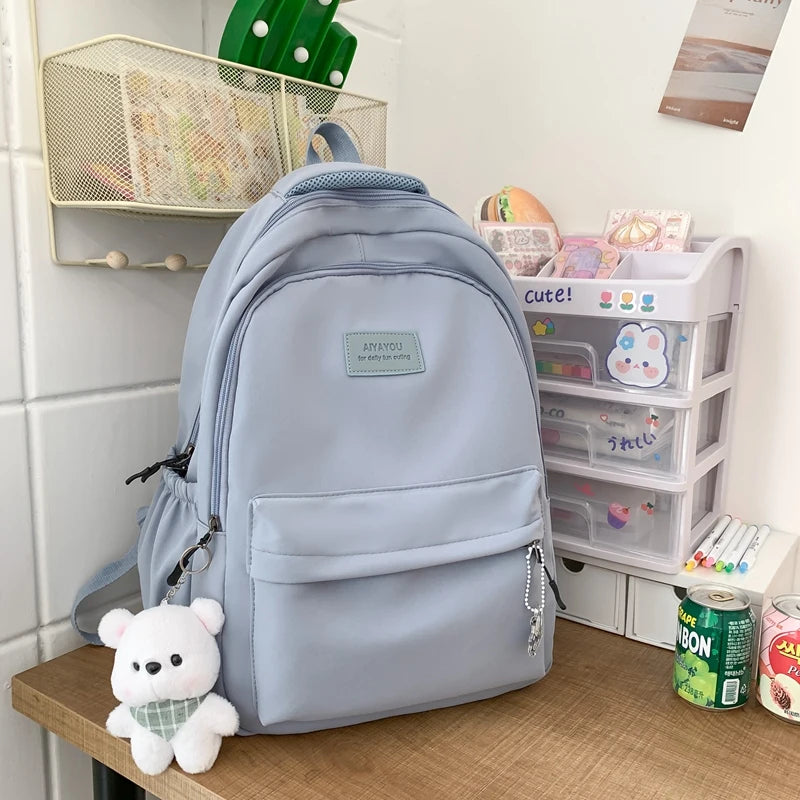 ELVIRA LAPTOPRUCKSACK – COLLEGE-RUCKSACK MIT PANDA-ANHÄNGER & VIEL PLATZ