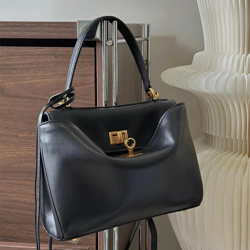 PAVIA SHOPPER-TASCHE AUS WEICHEM LEDER IN SCHWARZ