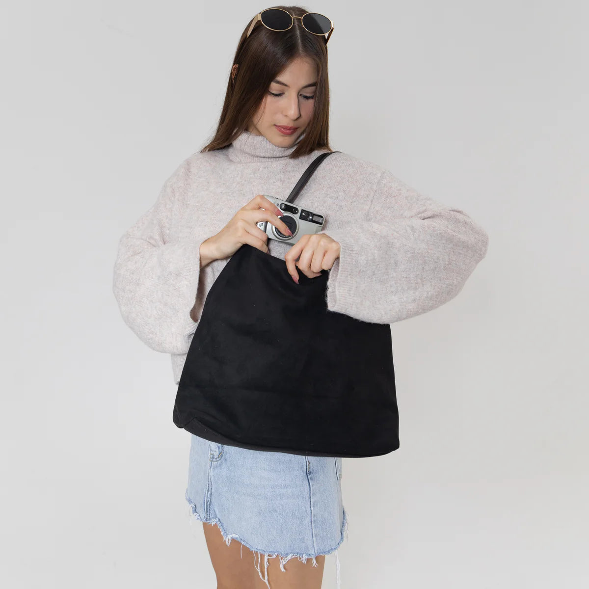 FAYOLA SCHULTERTASCHE – SOFTES WILDLEDER-LOOK & CASUAL CHIC