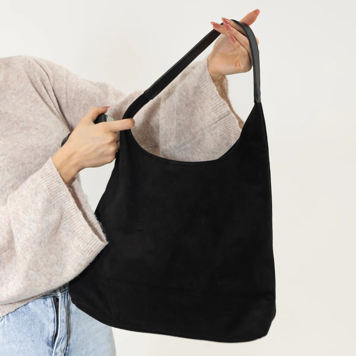 FAYOLA SCHULTERTASCHE – SOFTES WILDLEDER-LOOK & CASUAL CHIC