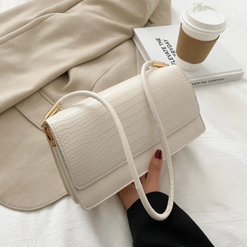ELORINE BAGUETTE-HANDTASCHE