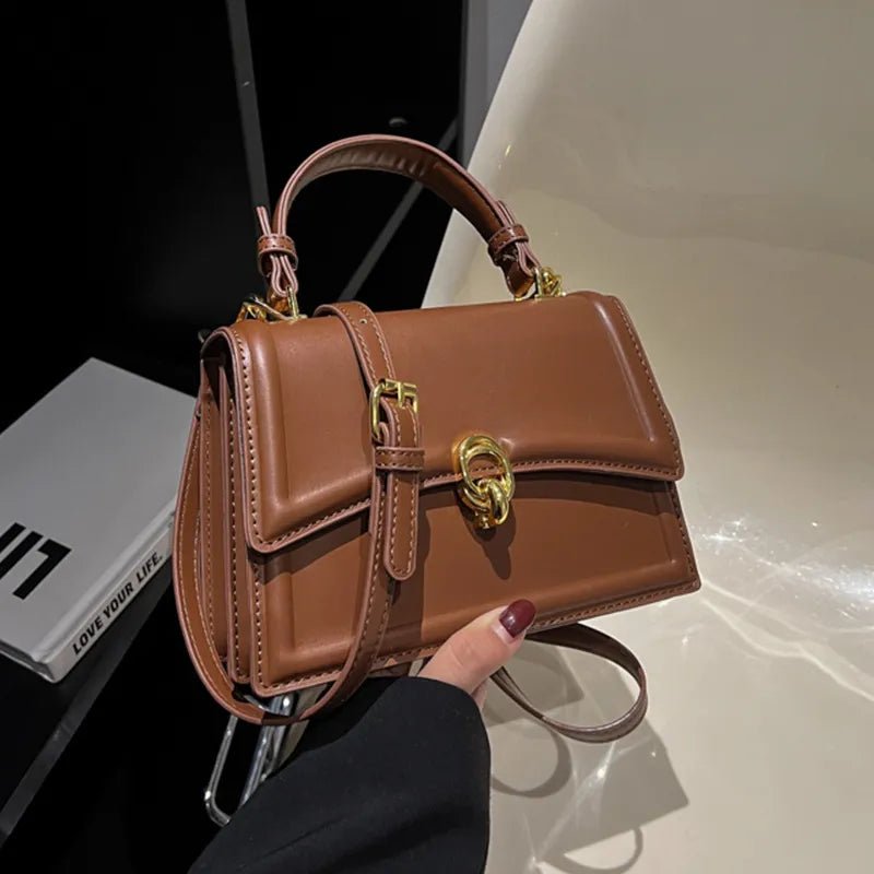 VERA LEDERTASCHE – KOMPAKTE UMHÄNGETASCHE MIT SCHNALLE & RETRO-CHARME