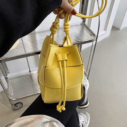 ANIKADEL BEUTELTASCHE – KOMPAKTER LEDER-BEUTEL MIT ZUGBAND & CROSSBODY-RIEMEN