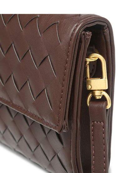 NYSSA SCHULTERTASCHE – GESTEPPTER LOOK MIT GOLDDETAIL & PARISIAN CHIC