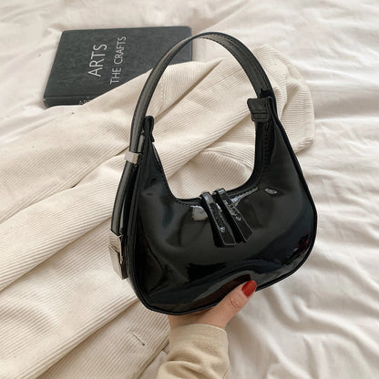 NOELIA HOBO-TASCHE – GLÄNZENDE SHOULDER BAG AUS PU-LEDER