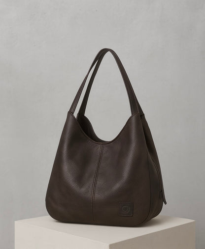 NAOKO MAXI-SCHULTERTASCHE – LEDERTASCHE MIT PLATZ & SOFTER FORM