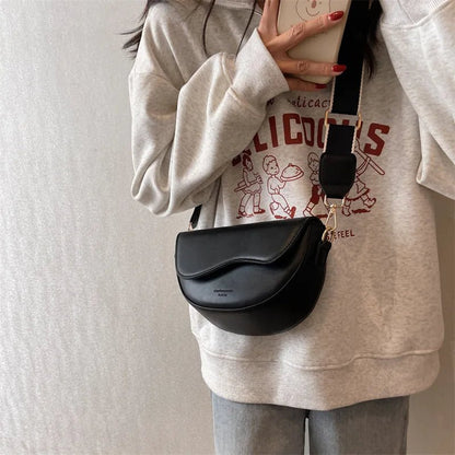 FIONA SATTELTASCHE – ELEGANTE LEDER-UMHÄNGETASCHE MIT KLAREM DESIGN