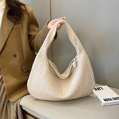 LAILA SCHULTERTASCHE – GEFLOCHTENE HOBOTASCHE AUS PU-LEDER