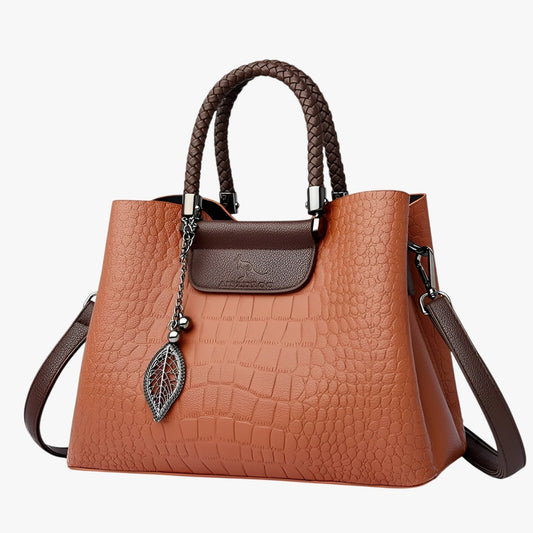 VERONA SCHULTERTASCHE IM CROCOSTYLE MIT CHARMS & KONTRAST