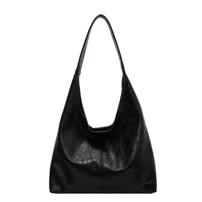 NOVA SCHULTERTASCHE IN LEDEROPTIK MIT WEICHEM FALTENLOOK