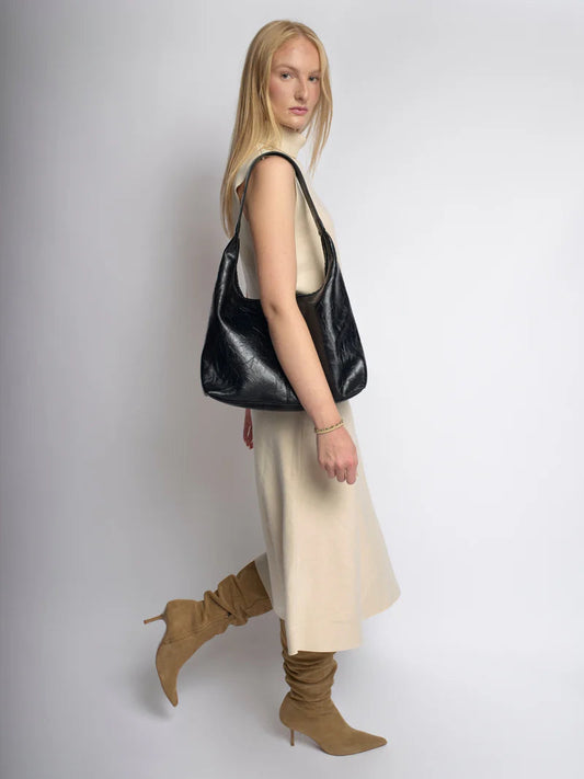 NOVA SCHULTERTASCHE IN LEDEROPTIK MIT WEICHEM FALTENLOOK