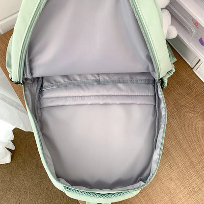 ELVIRA LAPTOPRUCKSACK – COLLEGE-RUCKSACK MIT PANDA-ANHÄNGER & VIEL PLATZ