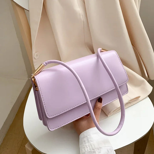 LIVIA UMHÄNGETASCHE – SHOULDER BAG MIT GOLDKETTE IN LILA, BEIGE & SCHWARZ